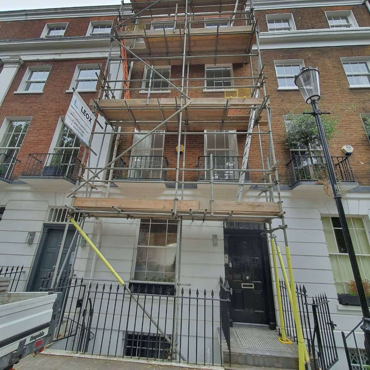 scaffolding London four floors building